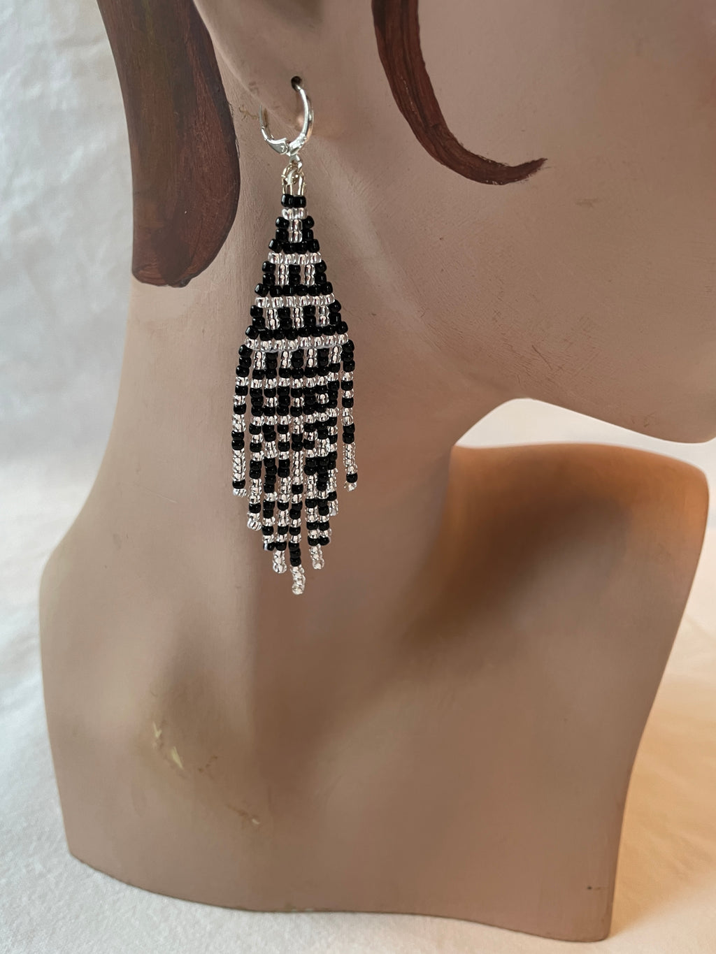 Kakiatoos, black and silver