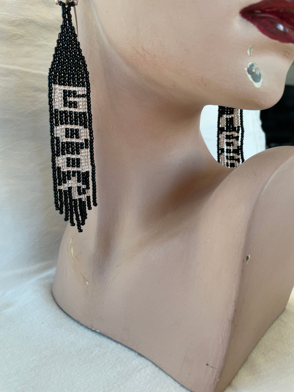 Godthaab, black and silver