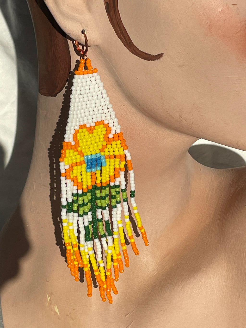 Arctis tundra flower, yellow and white